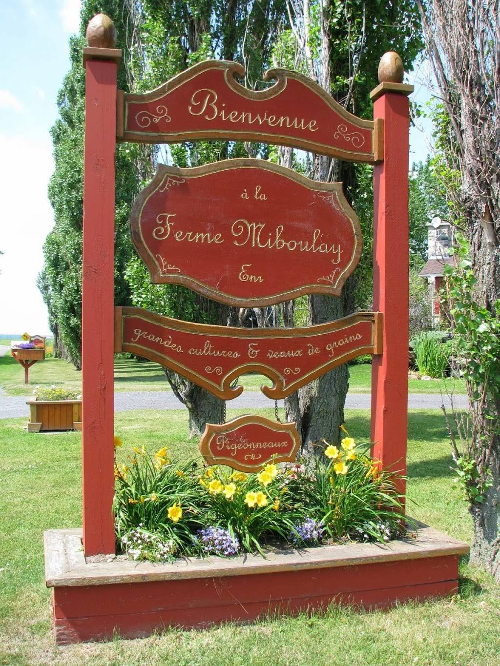 Ferme Miboulay | restaurant | 253 Chemin du Pin-Rouge, Marieville, QC J3M 1N9, Canada | 4504602307 OR +1 450-460-2307