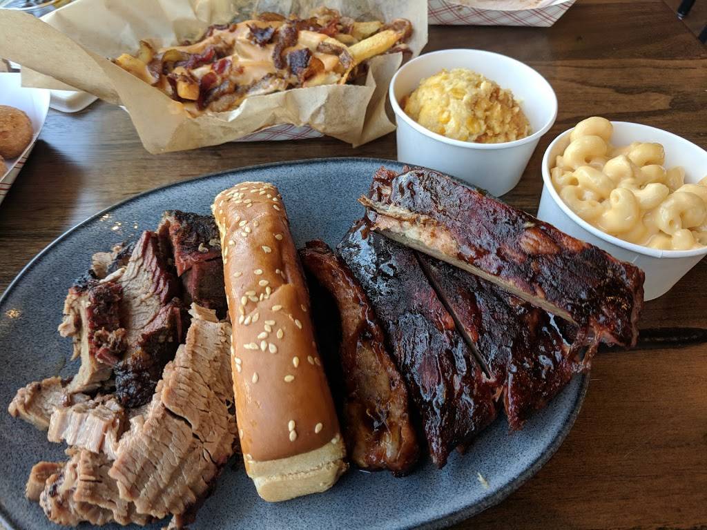 City Barbeque | meal takeaway | 14301 South La Grange Road a, Orland Park, IL 60462, USA | 7084334448 OR +1 708-433-4448