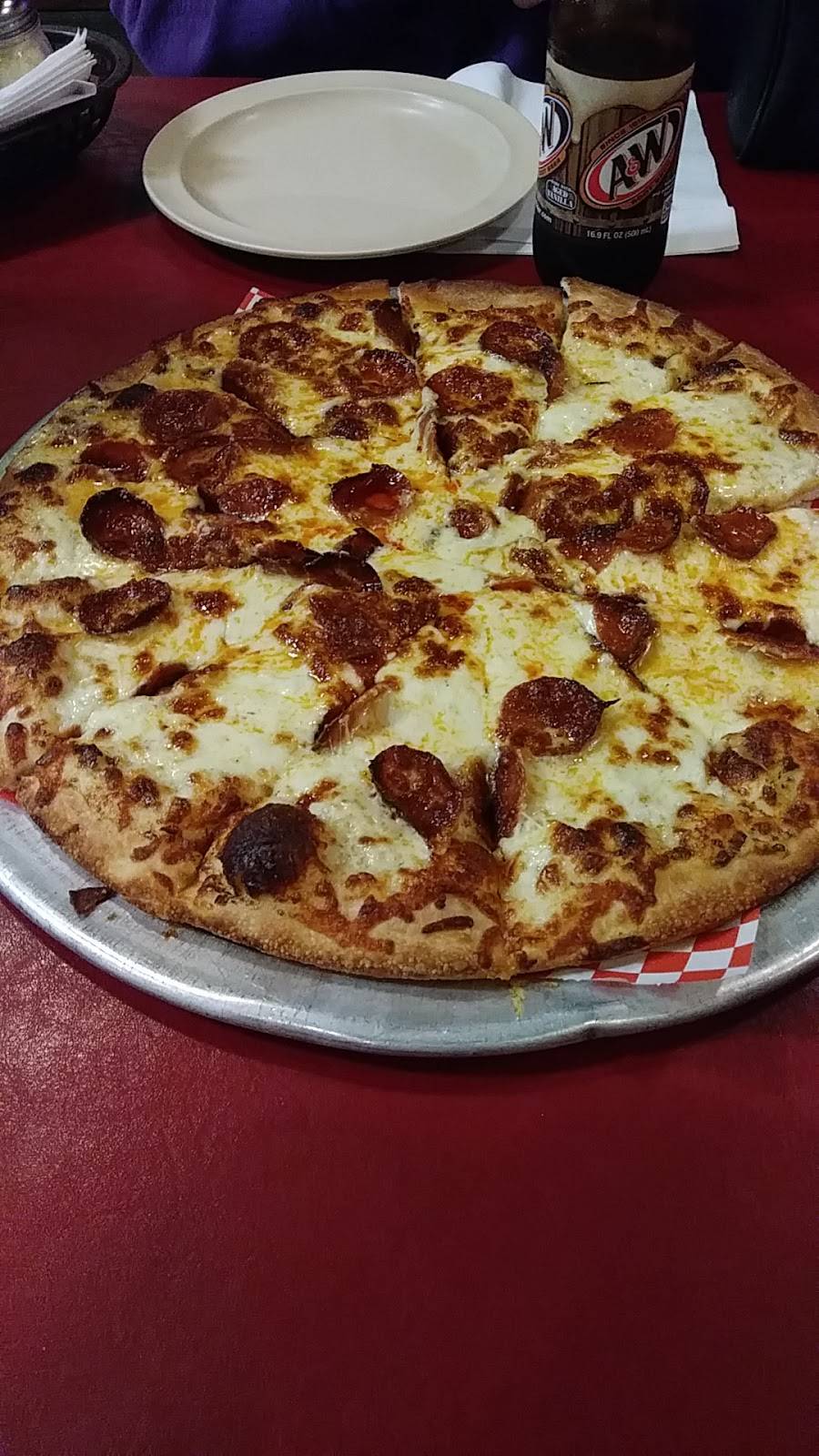 Pizza Street | restaurant | 1055 W Audie Murphy Pkwy #106, Farmersville, TX 75442, USA | 9727827600 OR +1 972-782-7600
