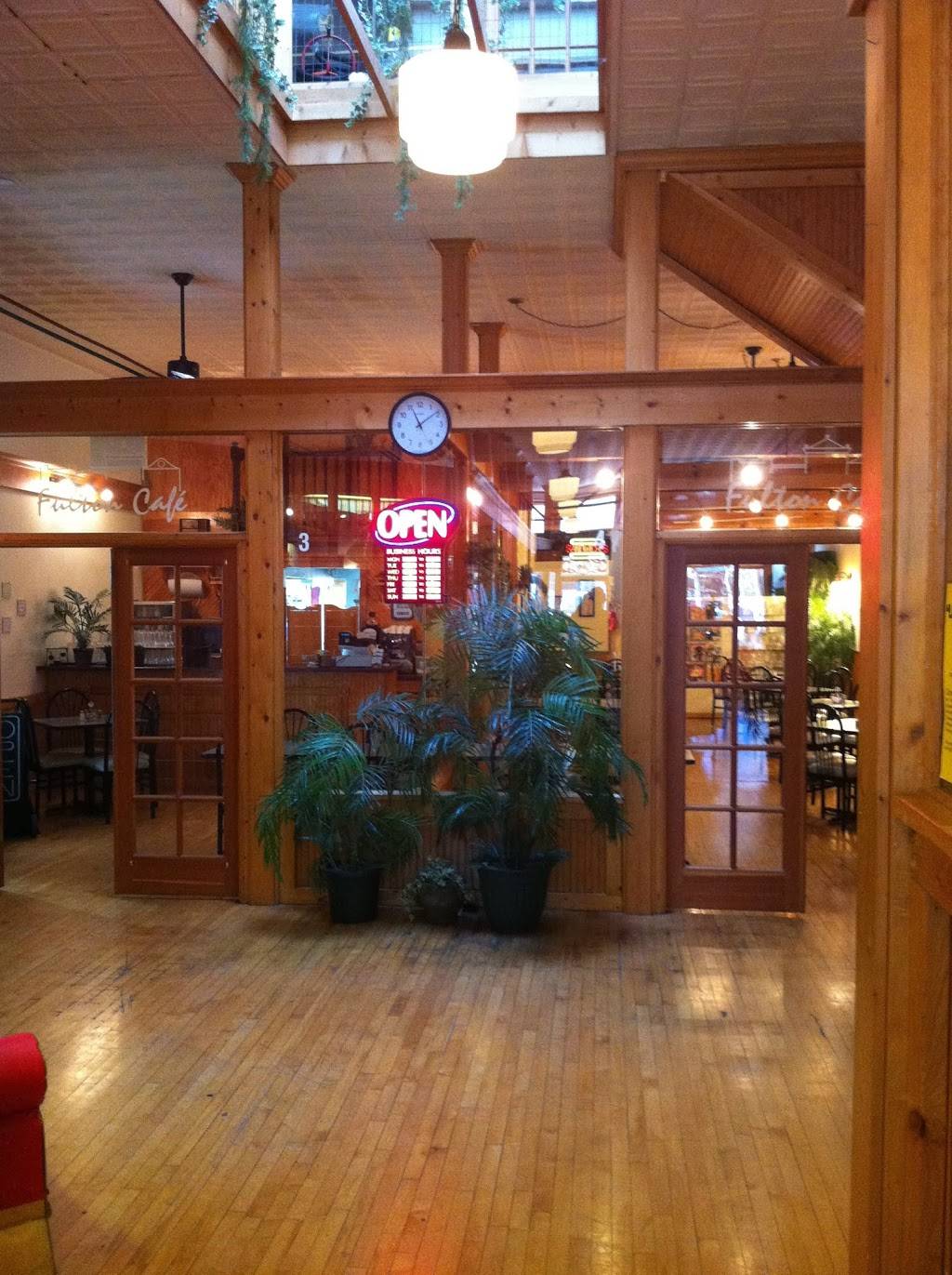 Fulton Cafe, LLC | restaurant | 529 Court St, Fulton, MO 65251, USA | 5736428444 OR +1 573-642-8444