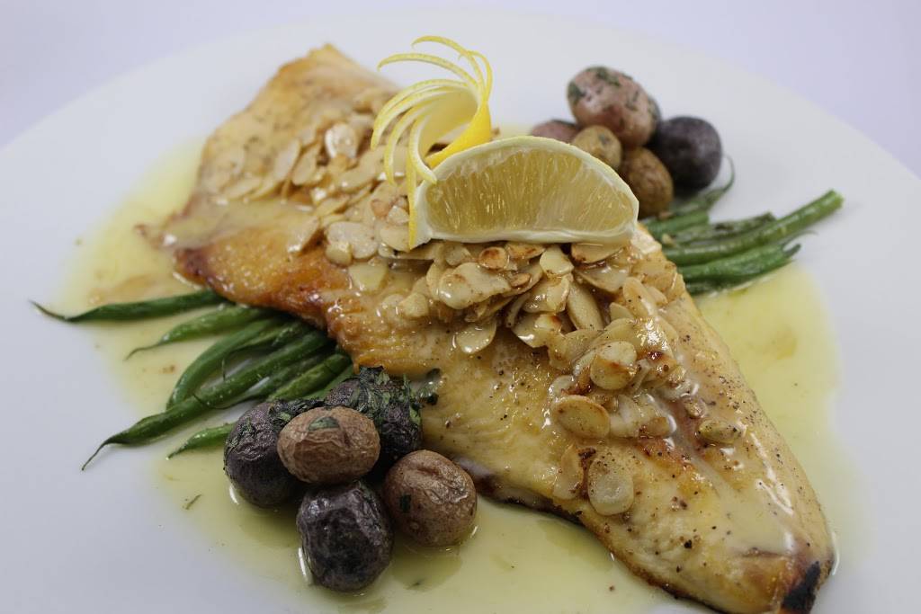 Lure Seafood and Grille | restaurant | 401 W 2nd St Suite 101, Owensboro, KY 42301, USA | 2702404556 OR +1 270-240-4556