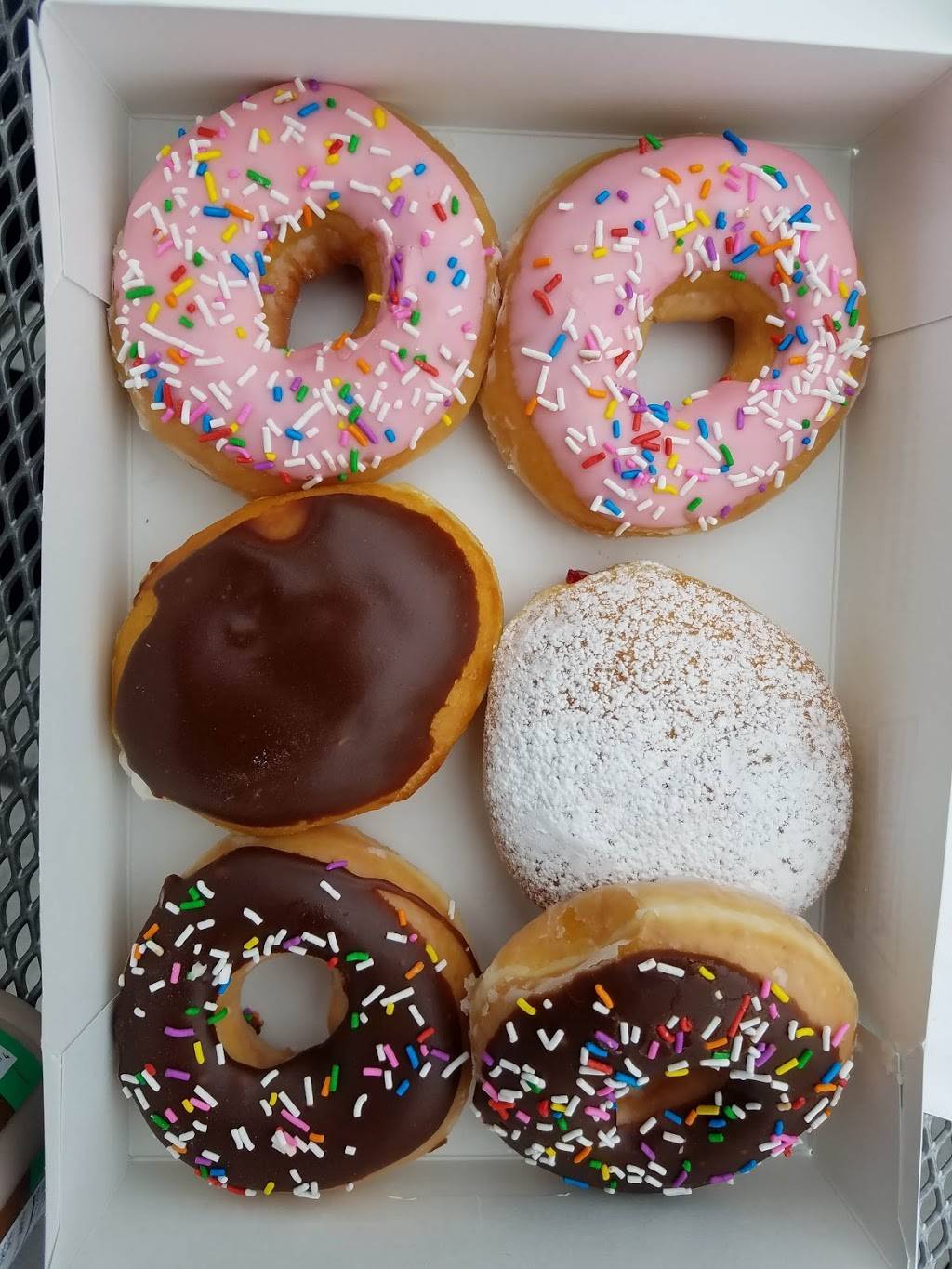 Krispy Kreme | bakery | 5020 Buckeystown Pike, Frederick, MD 21704, USA | 2408155271 OR +1 240-815-5271
