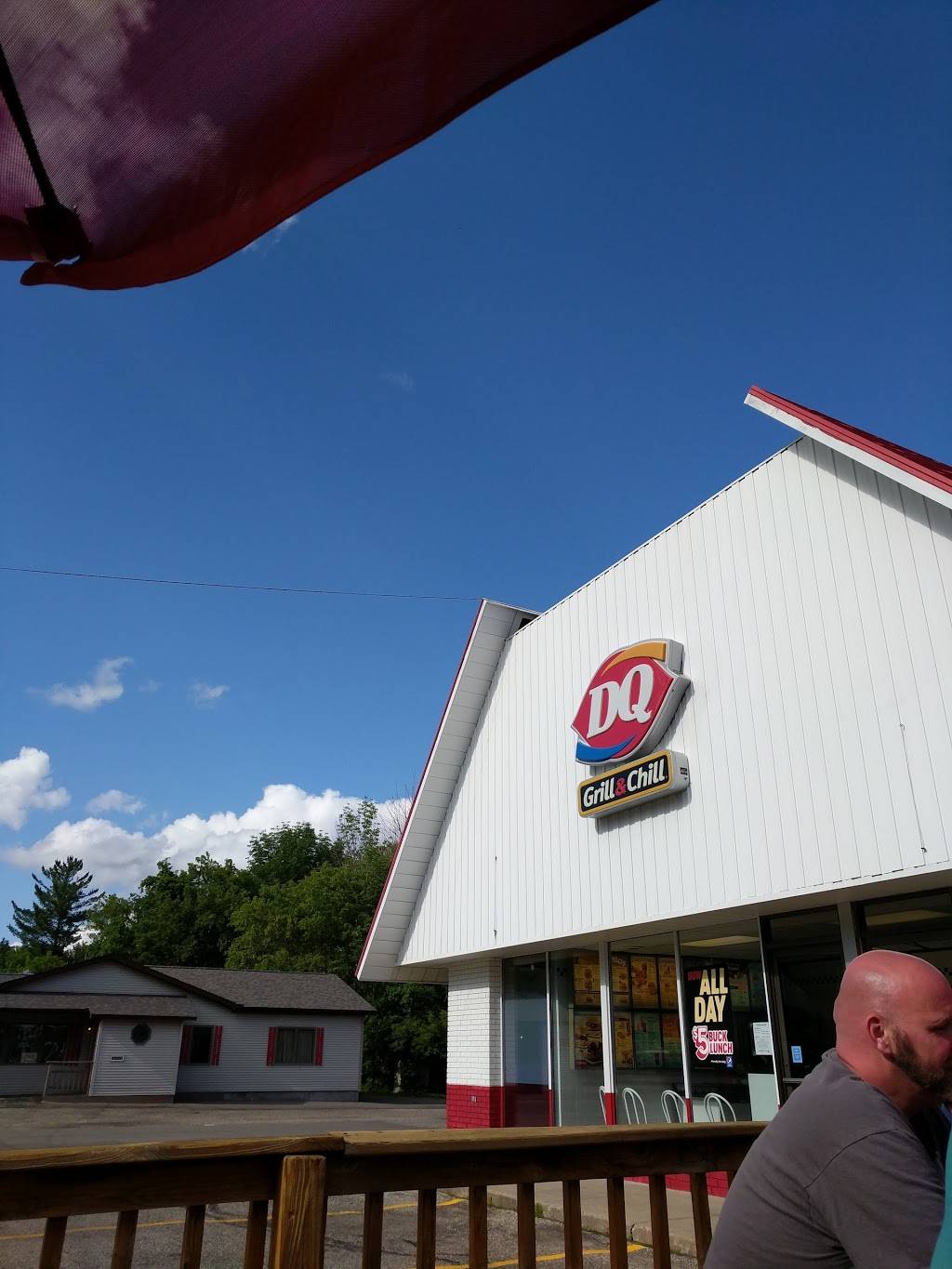 Dairy Queen Restaurant 309 S St, Rose City, MI 48654, USA