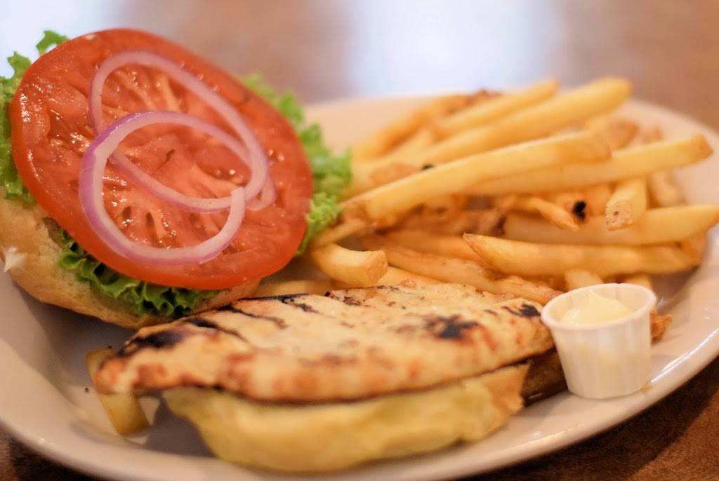 Taylors Diner | restaurant | 125 Wooster St, Lodi, OH 44254, USA | 3303024258 OR +1 330-302-4258