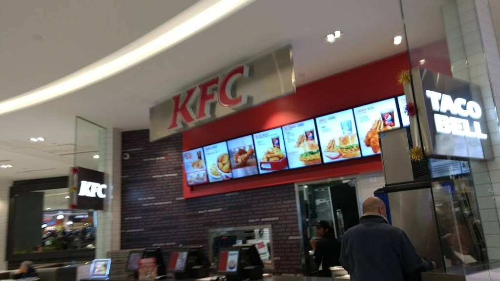 KFC | meal delivery | 300 Borough Dr, Scarborough, ON M1P 4P5, Canada | 4162960045 OR +1 416-296-0045