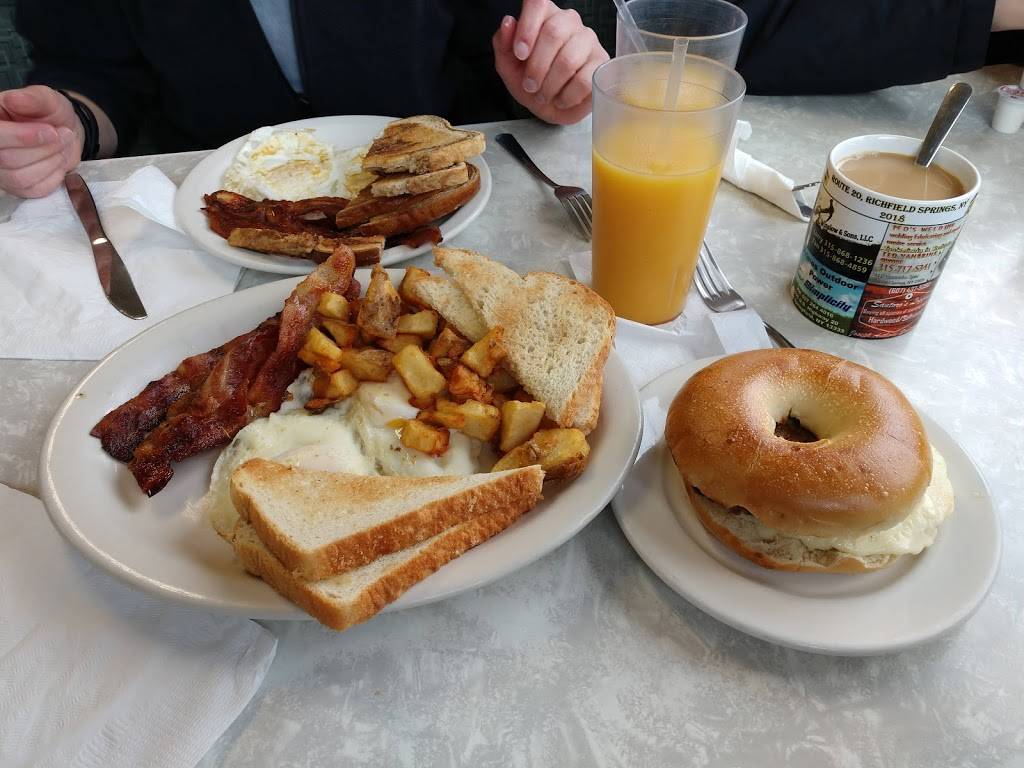 Cassidy's Diner 35 W Main St, Richfield Springs, NY 13439, USA