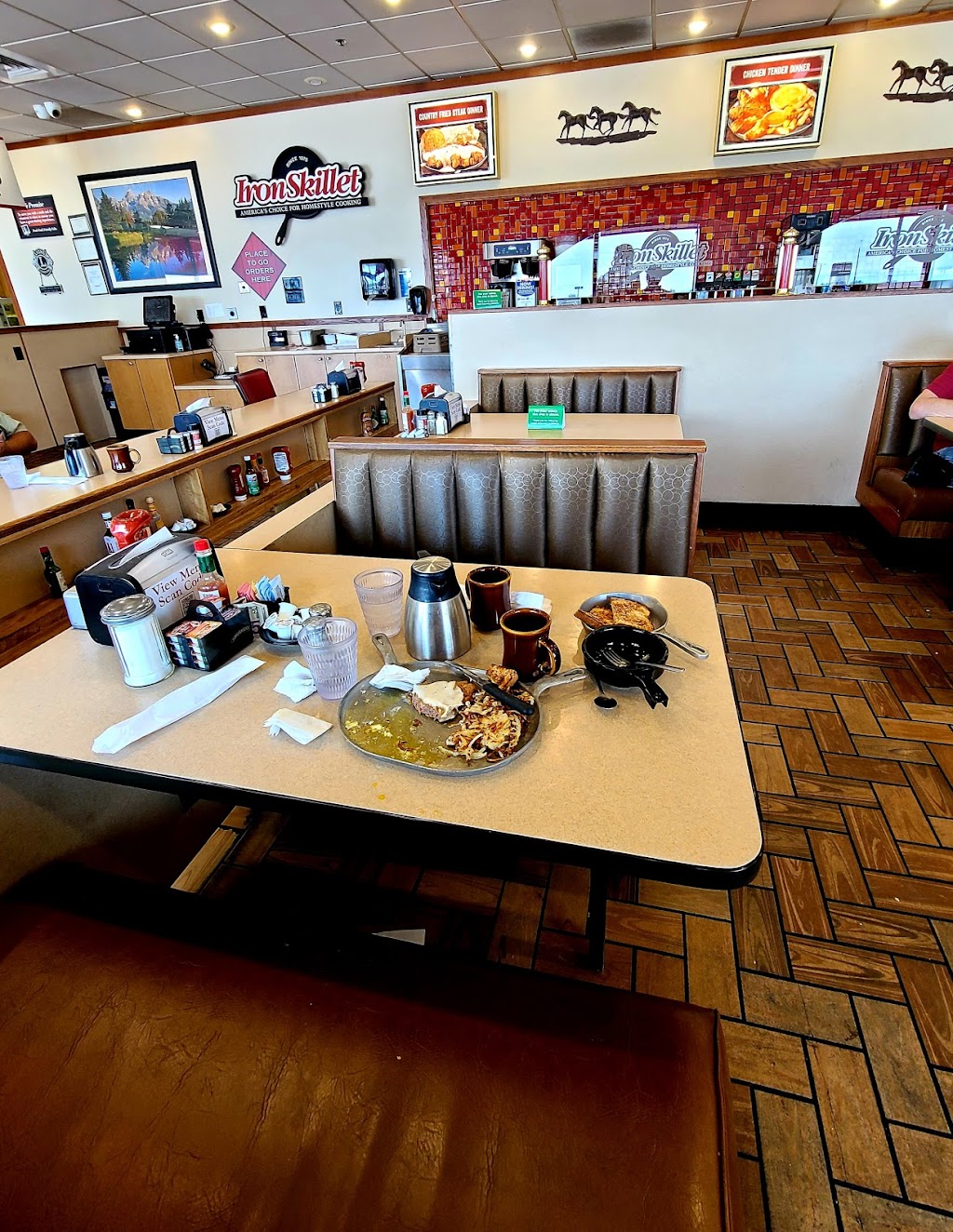 Iron Skillet | restaurant | 1855 W Curtis St, Laramie, WY 82070, USA | 3077456480 OR +1 307-745-6480