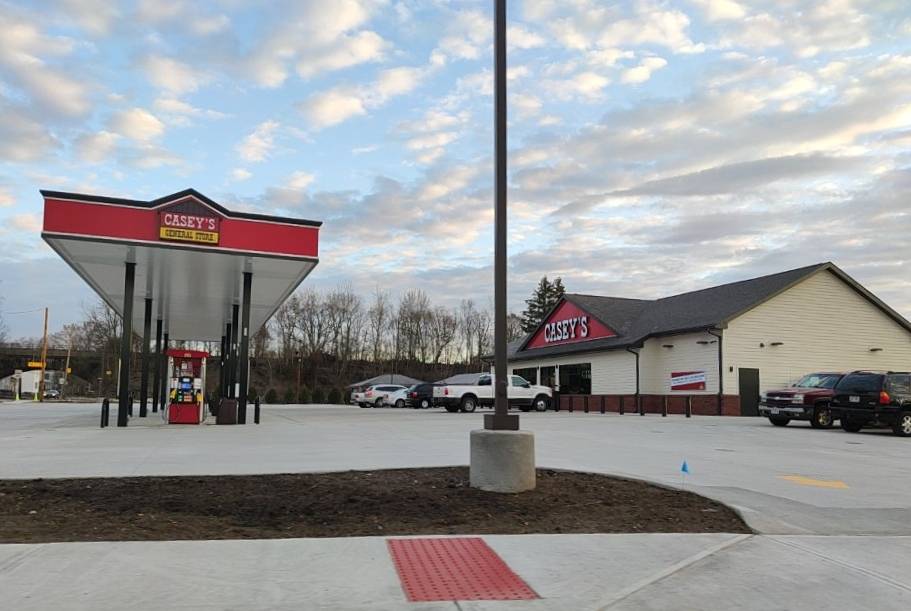 Caseys | meal takeaway | 1250 E Russ Rd, Greenville, OH 45331, USA | 9373166294 OR +1 937-316-6294