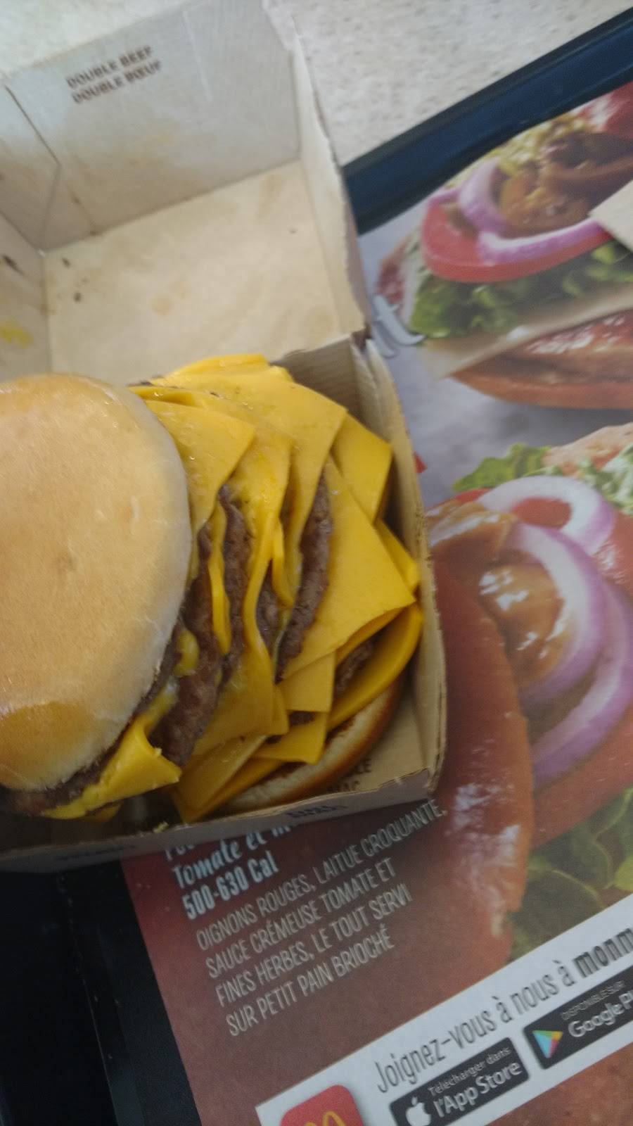 McDonalds | cafe | 321 Boulevard de la Marine, Varennes, QC J3X 1Z4, Canada | 4509290186 OR +1 450-929-0186