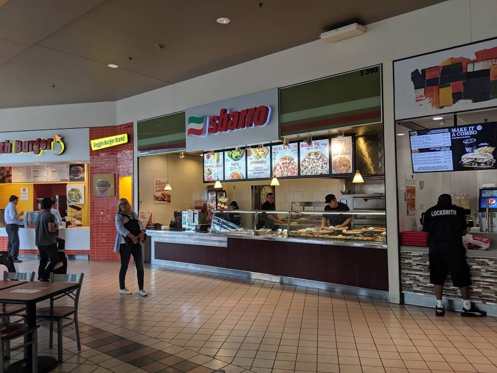 Sbarro | 390 South Avenue Space #5390, Bloomington, MN 55425, USA