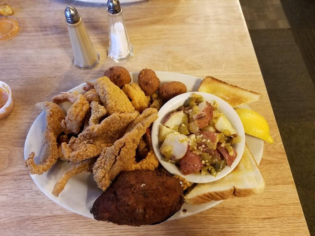 Orlandos Seafood Restaurant | restaurant | 304 LA-22, Madisonville, LA 70447, USA | 9858454446 OR +1 985-845-4446