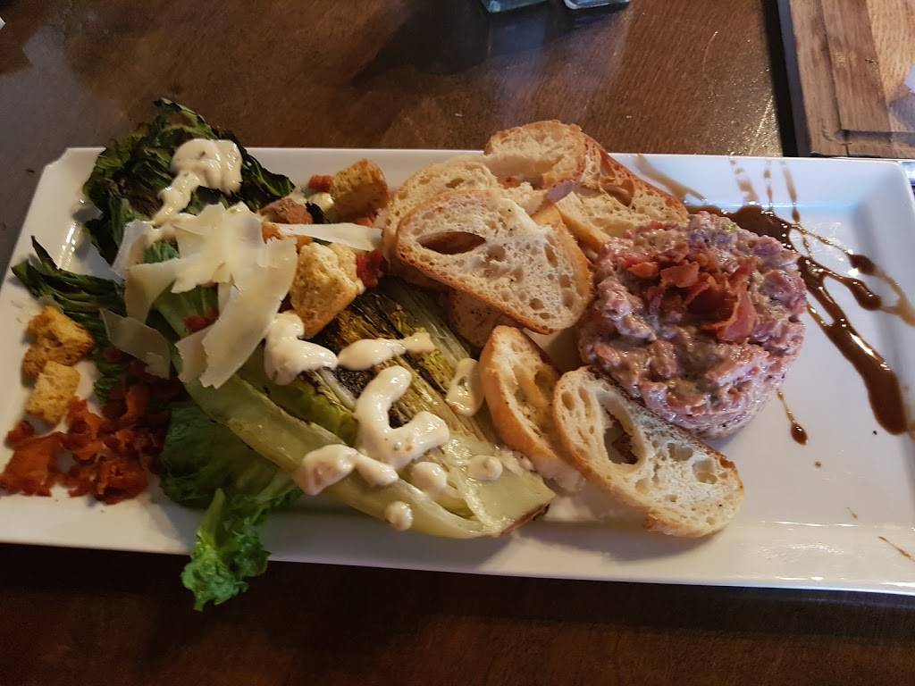 Les Tire-Bouchons | restaurant | 82 Rue du Roi, Sorel-Tracy, QC J3P 4M8, Canada | 4508553473 OR +1 450-855-3473