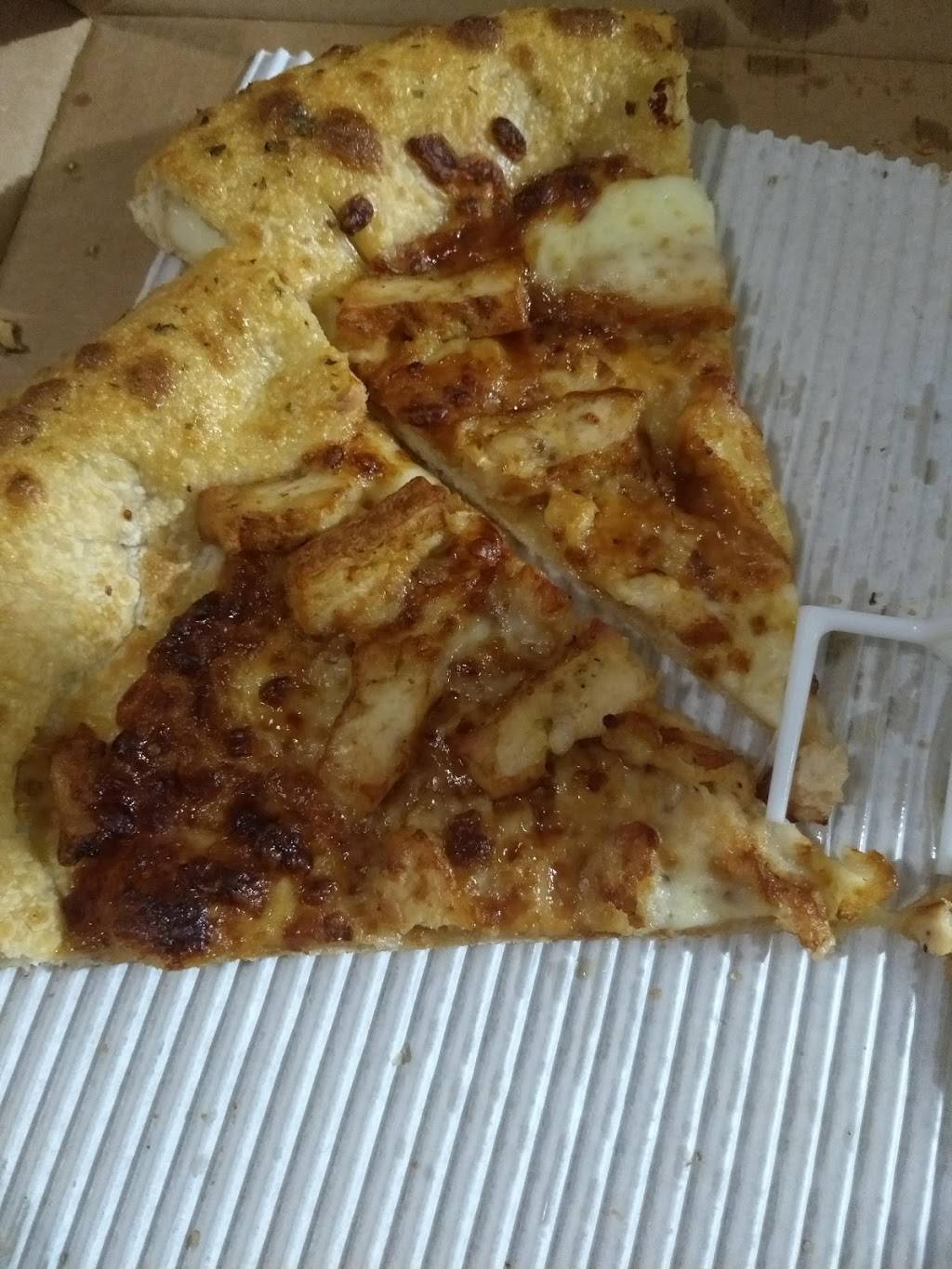Pizza Hut | meal delivery | 2943 E Battlefield Rd, Springfield, MO 65804, USA | 4178829671 OR +1 417-882-9671