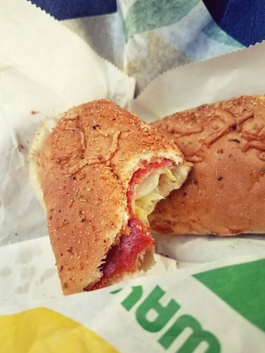Subway Restaurants | restaurant | 300 E, Farm to Market 2410, Harker Heights, TX 76548, USA | 2546803785 OR +1 254-680-3785