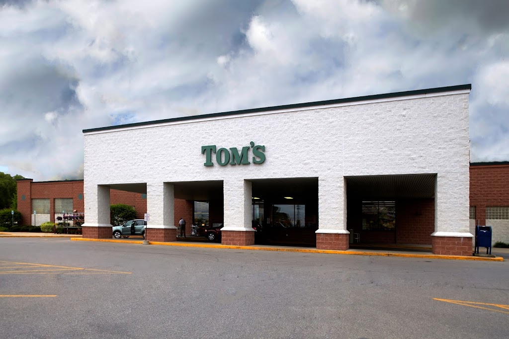 Toms Food Market | bakery | 13940 S W Bay Shore Dr, Traverse City, MI 49684, USA | 2319477290 OR +1 231-947-7290