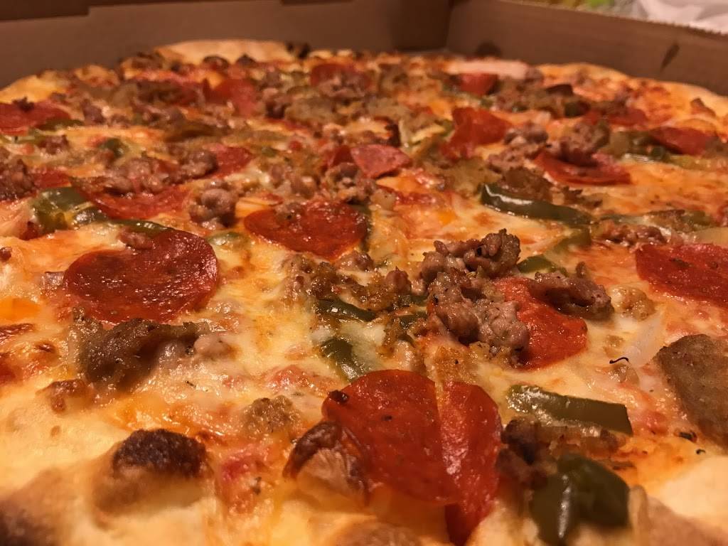 Silver Sands Pizza | restaurant | 415 Boston Post Rd, Milford, CT 06460, USA | 2038820220 OR +1 203-882-0220