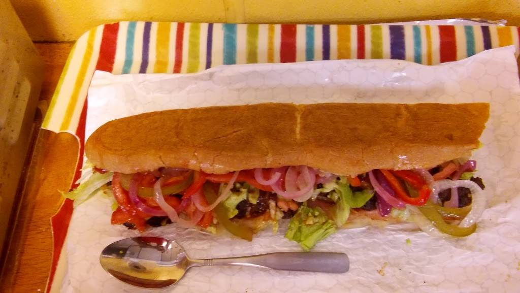 Latinos Restaurant | restaurant | 446 S Main St, Fall River, MA 02721, USA | 7742945610 OR +1 774-294-5610