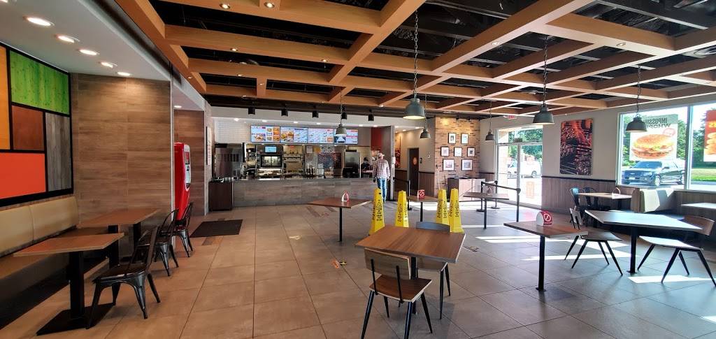 Burger King | restaurant | 1605 E Washington Ave, Navasota, TX 77868, USA | 9368252911 OR +1 936-825-2911