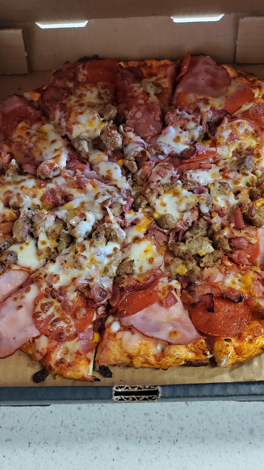 Abbys Legendary Pizza | meal takeaway | 1661 NE Stephens St, Roseburg, OR 97470, USA | 5416722646 OR +1 541-672-2646
