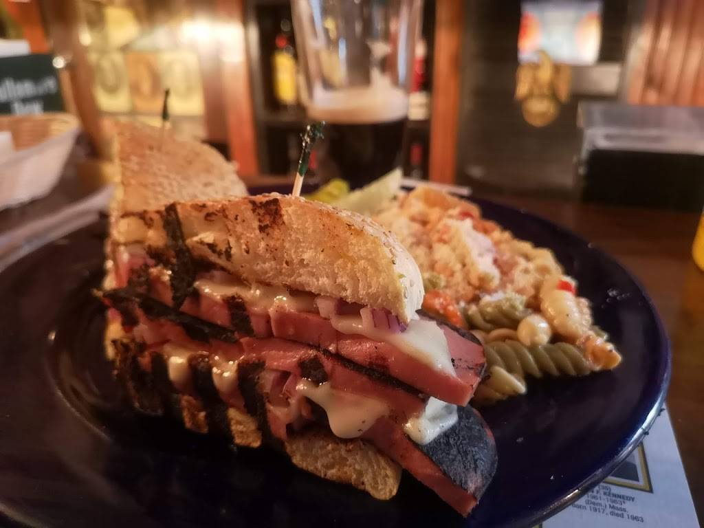 Founding Fathers | restaurant | 75 Edward St, Buffalo, NY 14202, USA | 7168558944 OR +1 716-855-8944