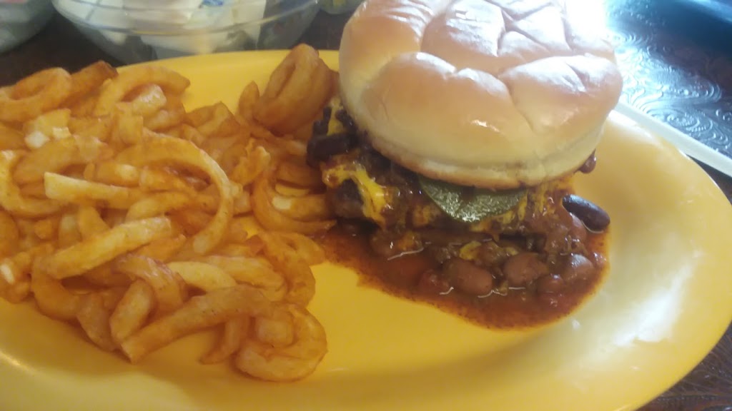 Log Cabin Cafe | restaurant | Ellsinore, MO 63937, USA | 5733220440 OR +1 573-322-0440
