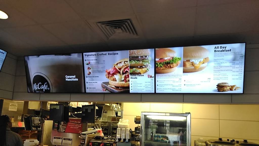 McDonalds | cafe | 2831 Neuse Blvd, New Bern, NC 28562, USA | 2525142762 OR +1 252-514-2762