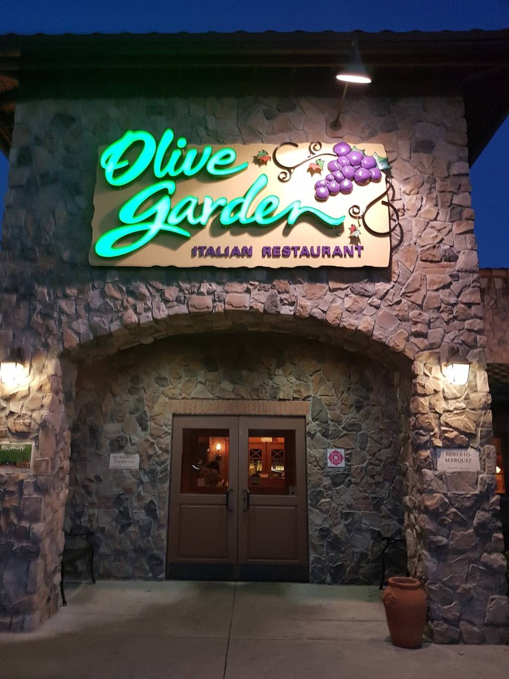 Olive Garden Italian Restaurant Meal Takeaway 20345 S Dixie