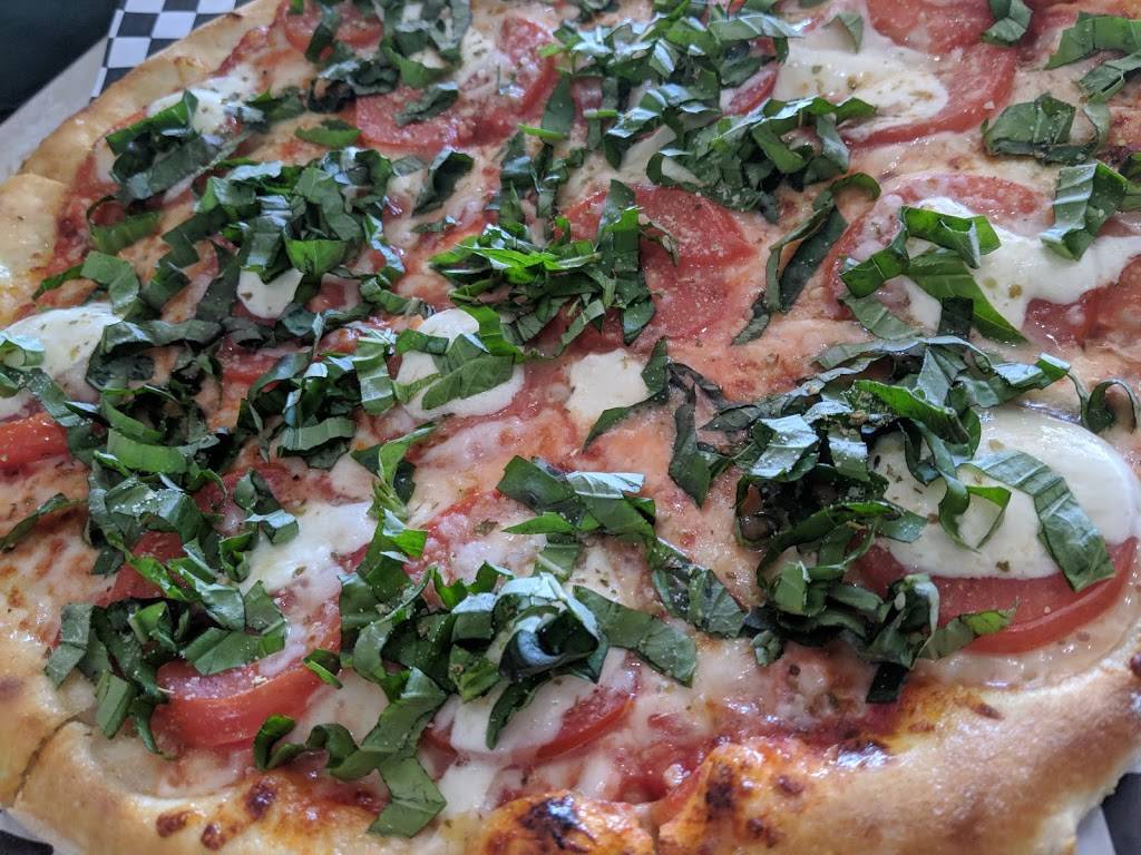 La Pietra-Woodfired Pizza | restaurant | 30 S Side Square, Cooper, TX 75432, USA | 9033003547 OR +1 903-300-3547