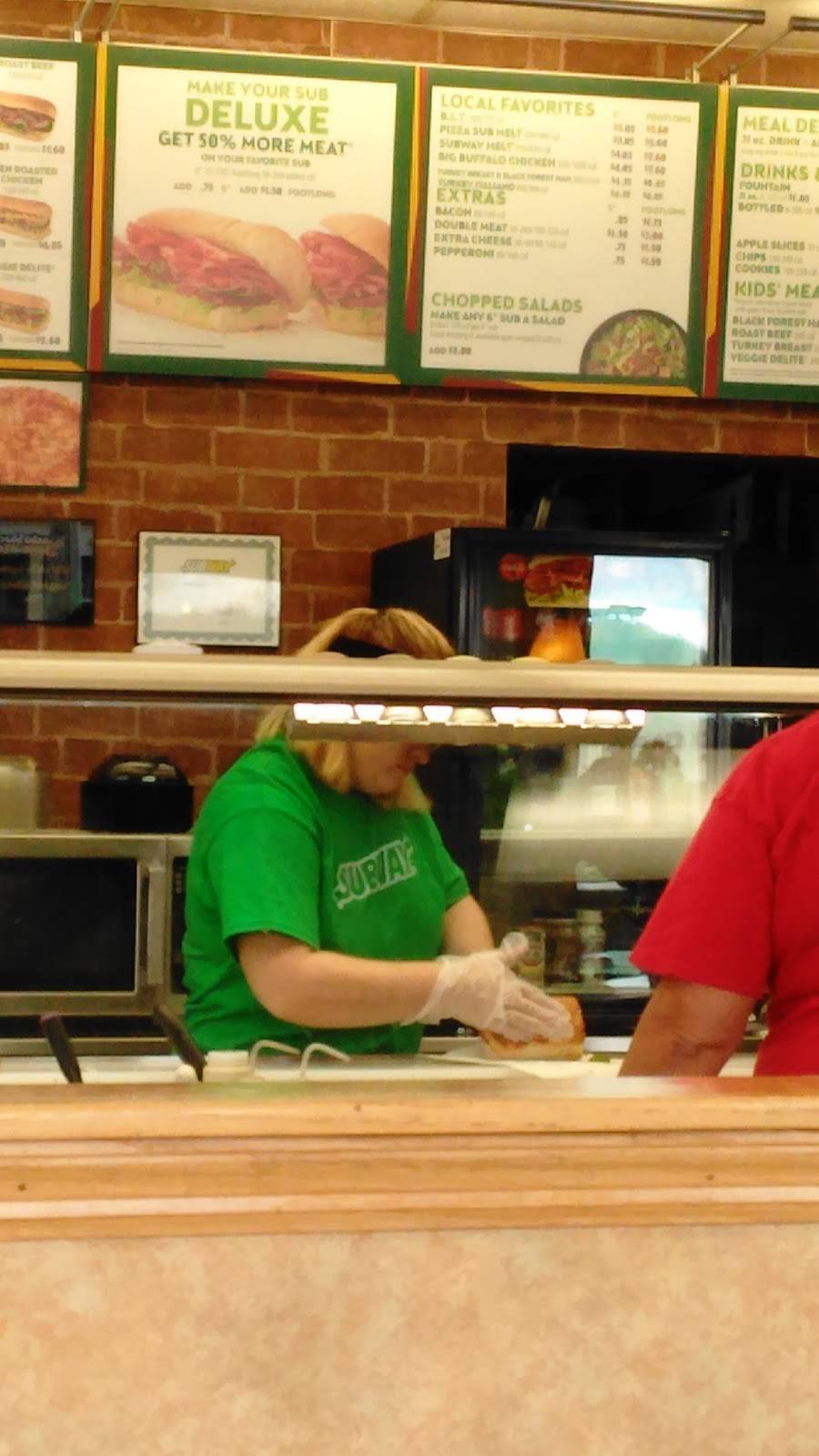 Subway | meal takeaway | 2717 N 90th St, Omaha, NE 68134, USA | 4023933399 OR +1 402-393-3399
