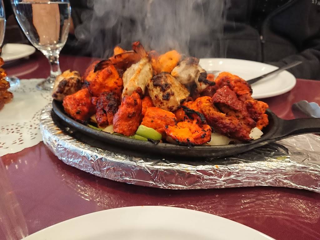 BBQ Tandoori | meal delivery | 1713 Av Dollard, LaSalle, QC H8N 1T7, Canada | 5145959000 OR +1 514-595-9000