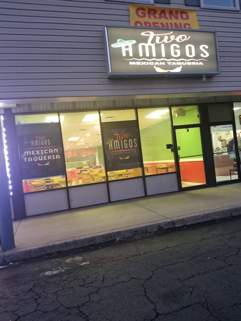 Two Amigos Mexican Taqueria | restaurant | 2828 W Main St, Norristown, PA 19403, USA | 4842318358 OR +1 484-231-8358