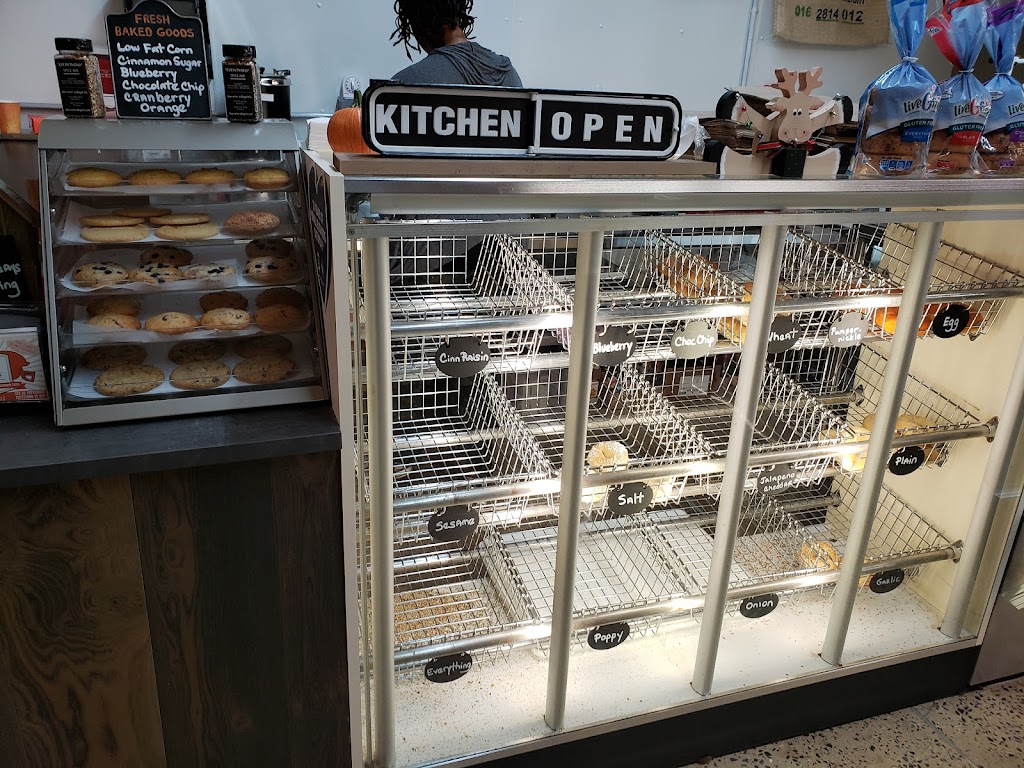 Barristers Bagels | bakery | 250 E High St, Pottstown, PA 19464, USA | 4847524431 OR +1 484-752-4431