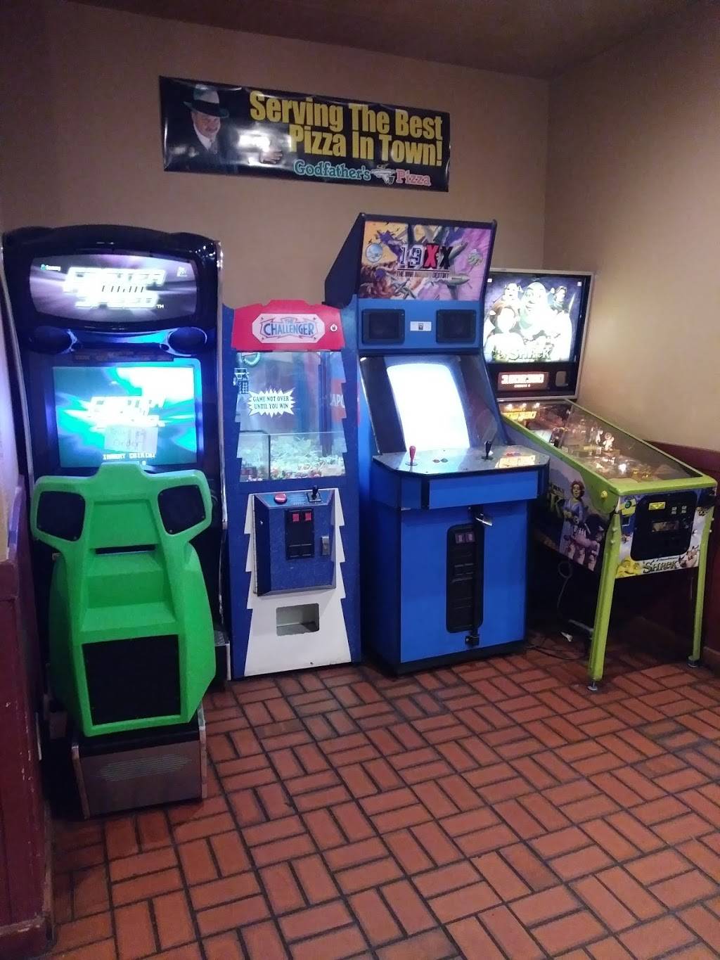 Godfathers Pizza | meal delivery | 5402 NE Antioch Rd, Kansas City, MO 64119, USA | 8164543200 OR +1 816-454-3200