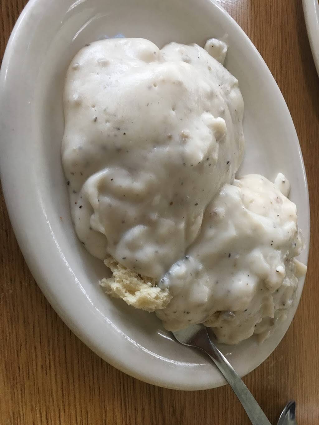 Country Cupboard | restaurant | 3333 S Division St, Carterville, IL 62918, USA | 6189854470 OR +1 618-985-4470