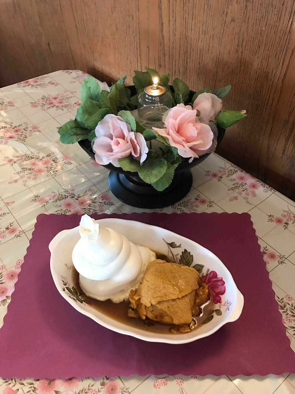 Das Nolt Family Dinner Haus | restaurant | 12530 Cuba Rd, Grabill, IN 46741, USA | 2604664224 OR +1 260-466-4224