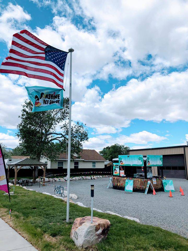 Sunshine Ice Shack | restaurant | 713 E Main St, Grantsville, UT 84029, USA | 4352410410 OR +1 435-241-0410