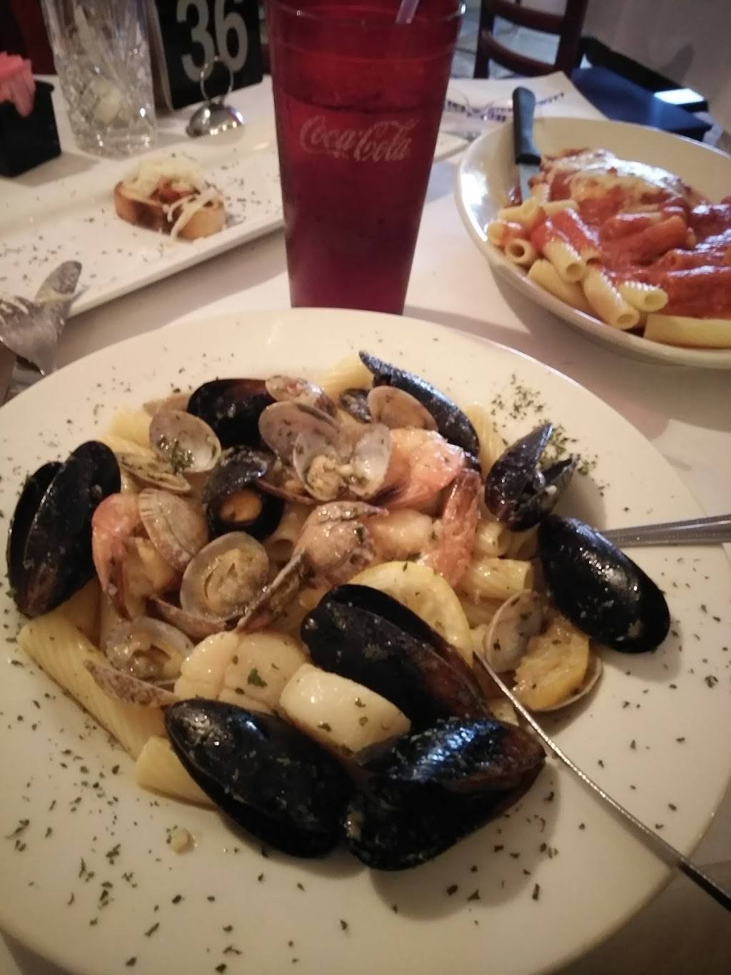 Franks Italian Restaurant | restaurant | 2633 NY-26, Maine, NY 13802, USA | 6073235445 OR +1 607-323-5445