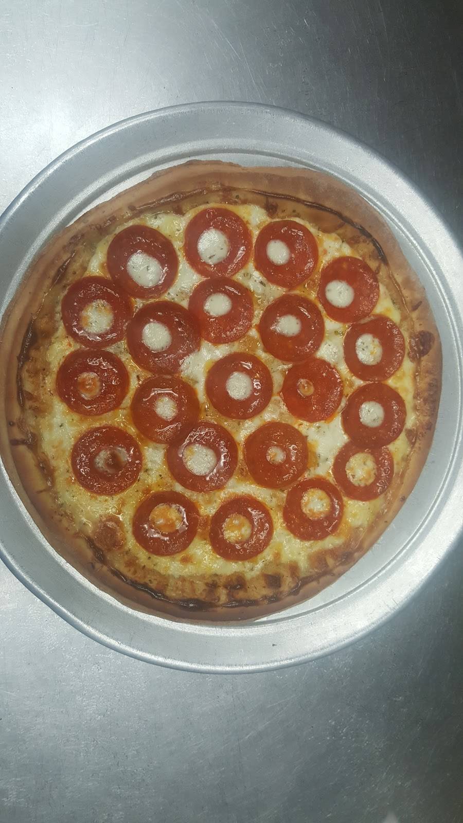 Dwight Pizza | meal delivery | 20 Burbeck Drive, Dwight, IL 60420, USA | 8155849100 OR +1 815-584-9100