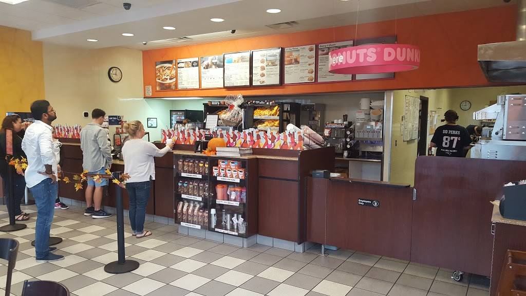 Dunkin | bakery | 327 Main St, Bangor, ME 04401, USA | 2079478404 OR +1 207-947-8404