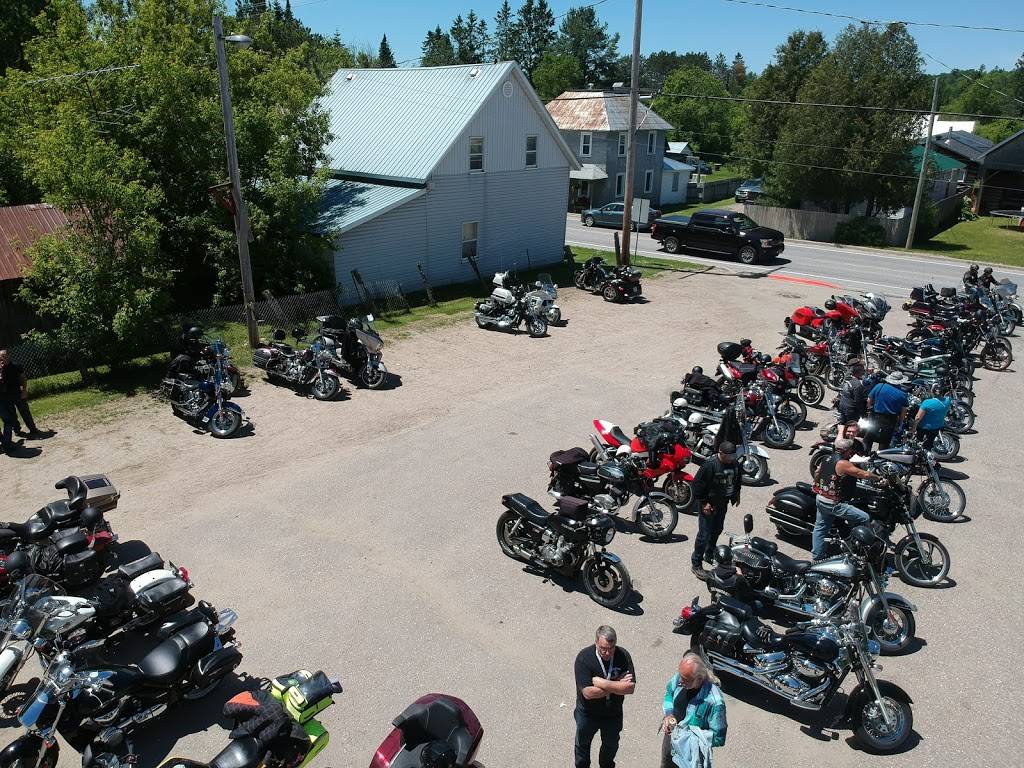 Ladysmith Hotel | restaurant | 2144 QC-303, Ladysmith, QC J0X 2A0, Canada | 8196476797 OR +1 819-647-6797
