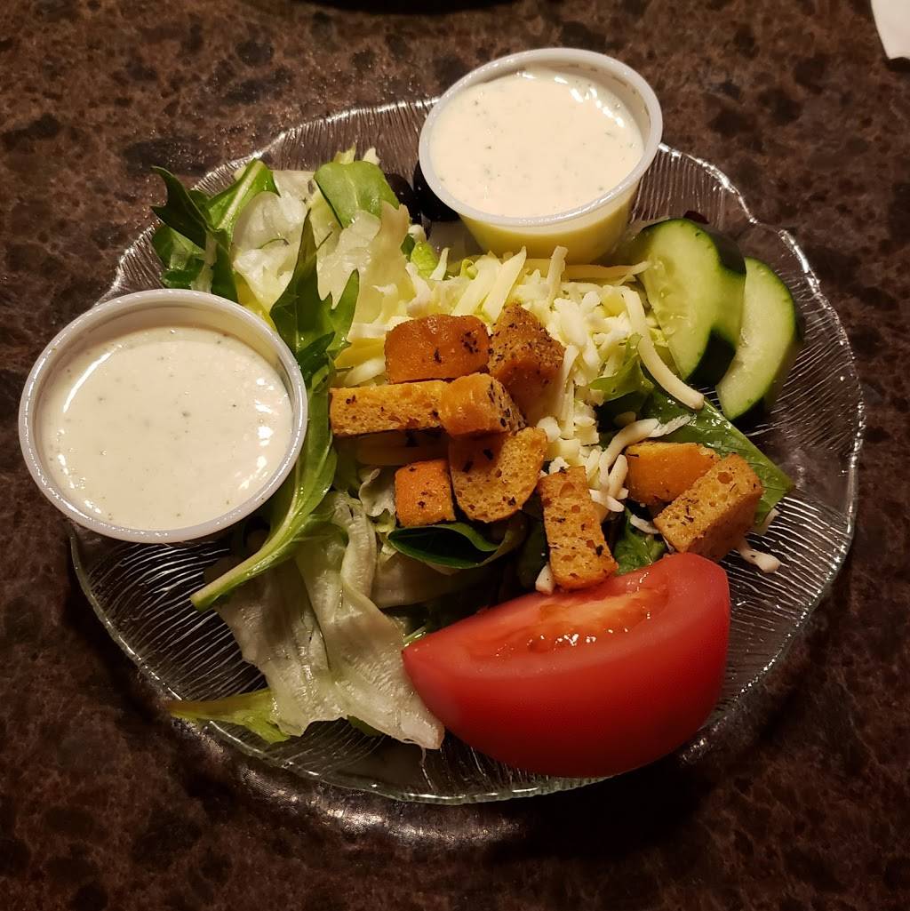 Chops Grille & Tap House | restaurant | 1752 S Broadway, Geneva, OH 44041, USA | 4404664638 OR +1 440-466-4638