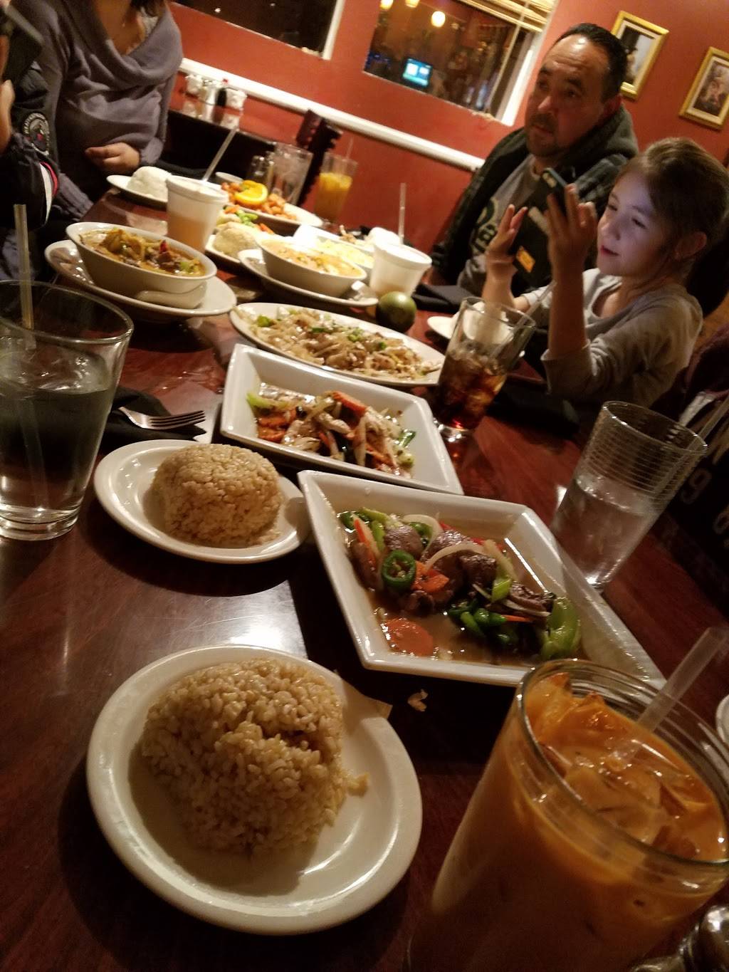 Bann Thai Restaurant | restaurant | 6461 Brockton Ave, Riverside, CA 92506, USA | 9516843381 OR +1 951-684-3381