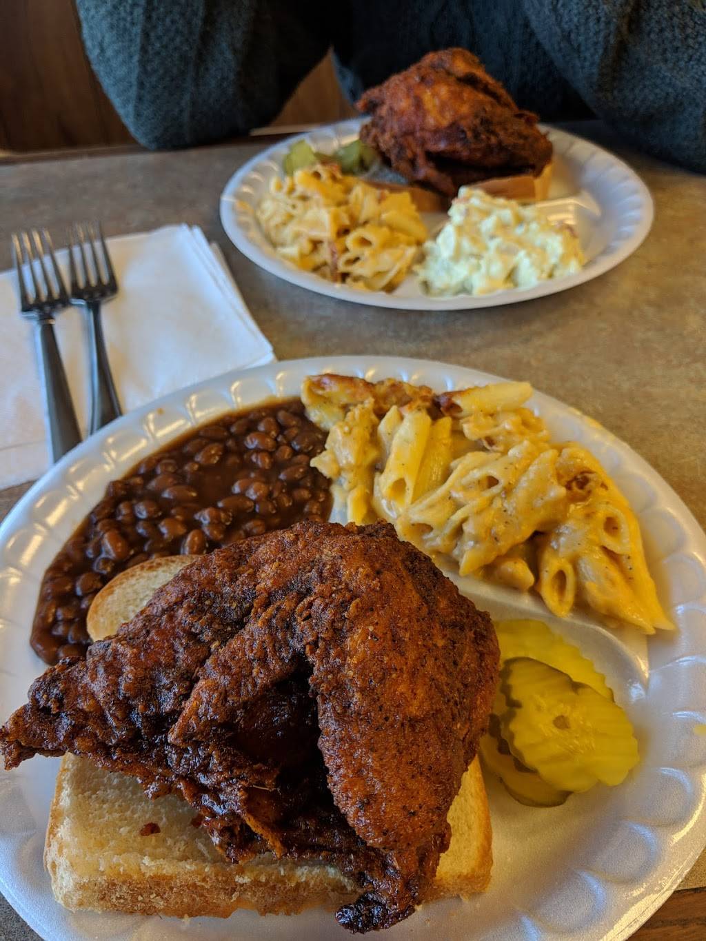 Moore's Famous Chicken Restaurant 115 Walton Ferry Rd, Hendersonville, TN 37075, USA