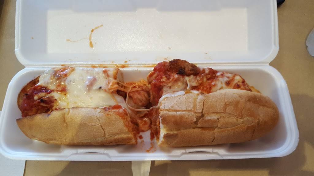 Saviano's Italian Restaurant & Pizzieria New York 4645 Sunrise Hwy