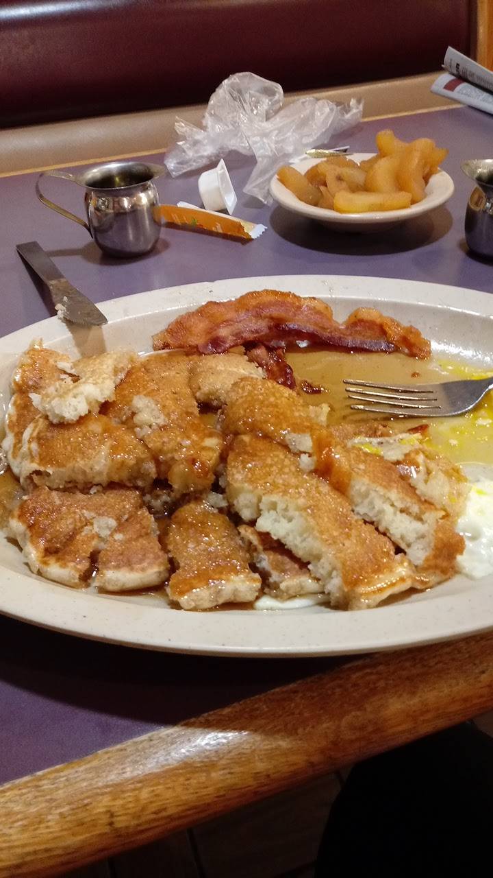 Tudors Biscuit World | restaurant | 4116 1st Ave, Nitro, WV 25143, USA | 3047552001 OR +1 304-755-2001