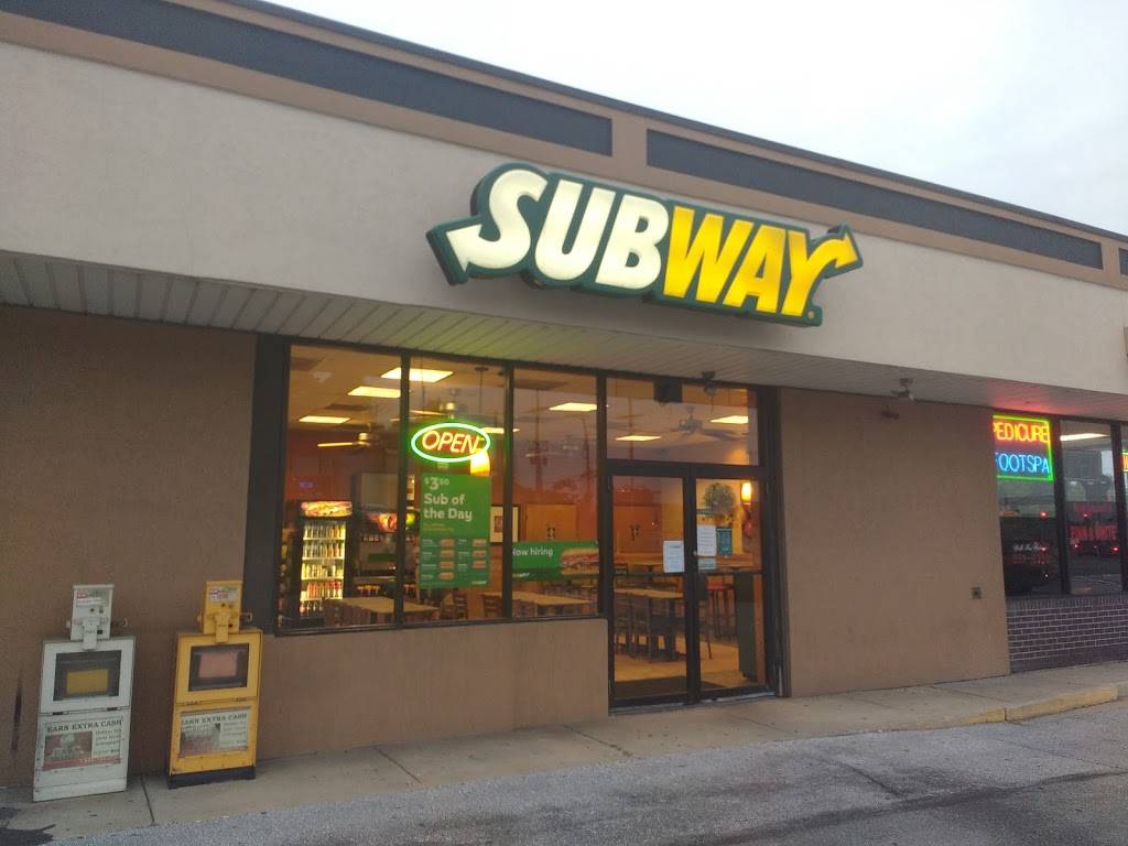 Subway - Restaurant | 351 Loucks Rd, York, PA 17404, USA