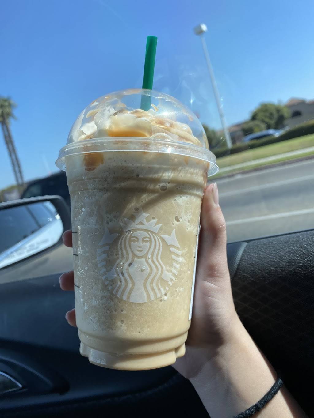 Starbucks | cafe | 1349 E Noble Ave, Visalia, CA 93292, USA | 5596228843 OR +1 559-622-8843