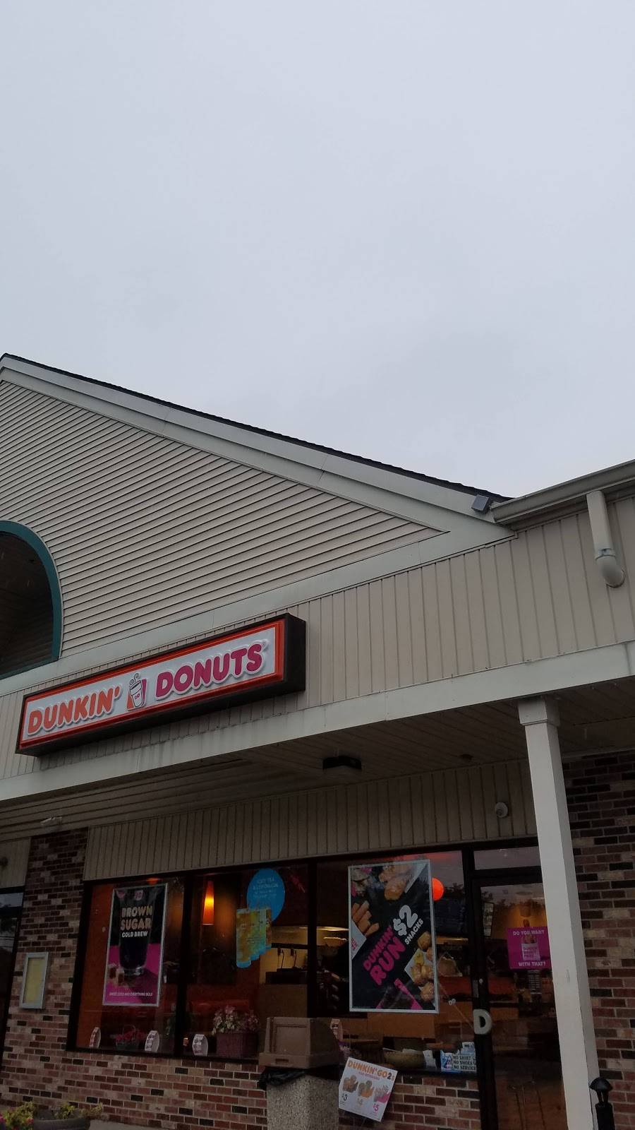 Dunkin Donuts | cafe | 270 Federal Rd, Brookfield, CT 06804, USA | 2037753884 OR +1 203-775-3884