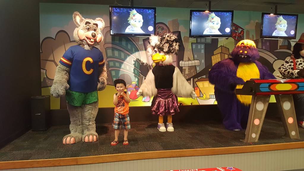 Chuck E. Cheese | Cross Country Plaza Shopping, 3201 Macon Rd, Columbus ...