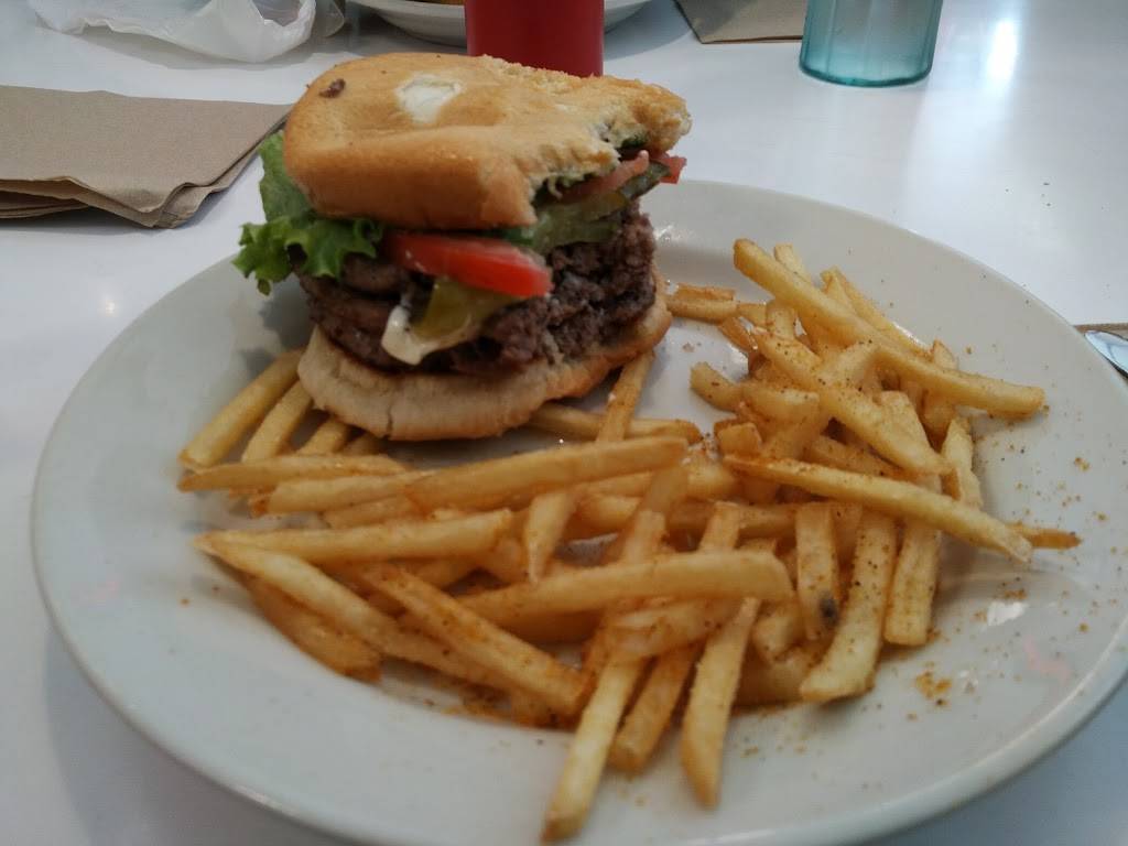 Steak n Shake | restaurant | 2205 E Grapevine Mills Cir, Grapevine, TX 76051, USA | 9727242260 OR +1 972-724-2260